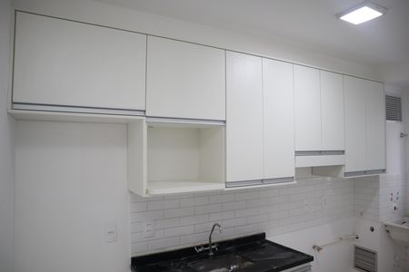 COZINHA de apartamento para alugar com 2 quartos, 44m² em Recreio dos Bandeirantes, Rio de Janeiro