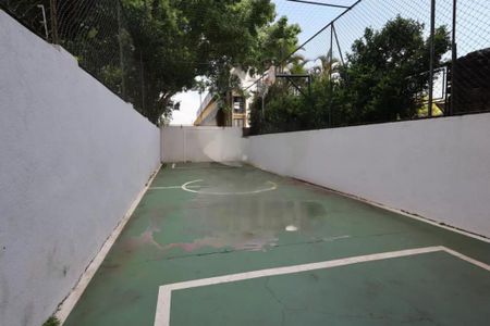 Apartamento à venda com 70m², 2 quartos e sem vaga