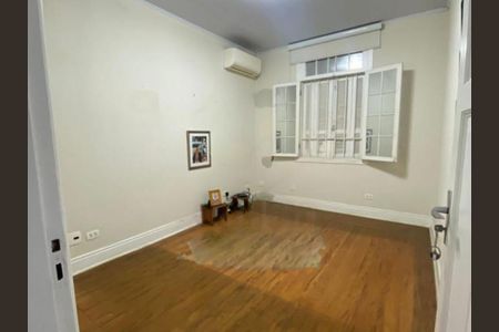 Casa à venda com 412m², 8 quartos e 9 vagas
