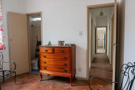 Apartamento à venda com 100m², 3 quartos e 1 vaga Apartamento à venda com 100m², 3 quartos e 1 vagaSuíte