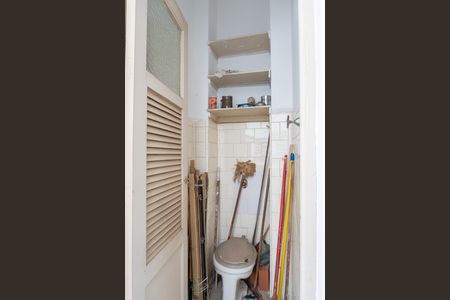 Apartamento à venda com 100m², 3 quartos e 1 vaga Apartamento à venda com 100m², 3 quartos e 1 vagaÁrea de serviço
