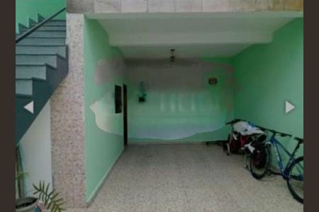 Casa à venda com 178m², 4 quartos e 2 vagas