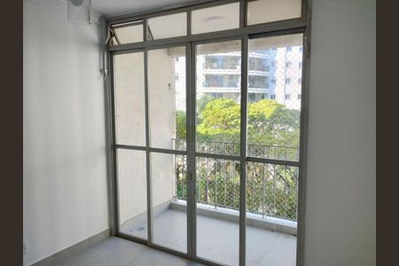 Apartamento à venda com 74m², 3 quartos e 1 vaga
