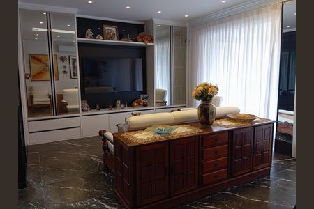 Apartamento à venda com 170m², 2 quartos e 1 vaga Apartamento à venda com 170m², 2 quartos e 1 vagaSala