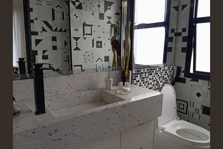 Apartamento à venda com 170m², 2 quartos e 1 vaga Apartamento à venda com 170m², 2 quartos e 1 vagaBanheiro