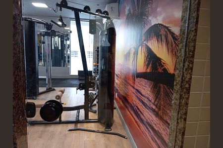 Apartamento à venda com 170m², 2 quartos e 1 vaga Apartamento à venda com 170m², 2 quartos e 1 vagaAcademia