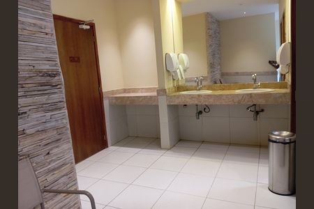 Apartamento à venda com 170m², 2 quartos e 1 vaga Apartamento à venda com 170m², 2 quartos e 1 vagaÁrea comum