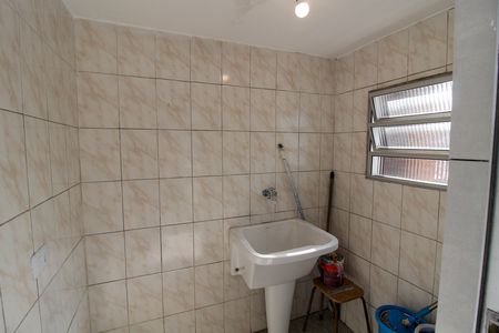 Casa à venda com 100m², 3 quartos e 2 vagas Casa à venda com 100m², 3 quartos e 2 vagasÁrea de Serviço