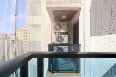 Apartamento para alugar com 65m², 2 quartos e 2 vagas Apartamento para alugar com 65m², 2 quartos e 2 vagasVaranda