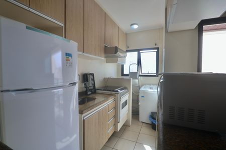 Apartamento para alugar com 65m², 2 quartos e 2 vagas Apartamento para alugar com 65m², 2 quartos e 2 vagasCozinha