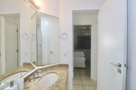 Apartamento para alugar com 65m², 2 quartos e 2 vagas Apartamento para alugar com 65m², 2 quartos e 2 vagasBanheiro Social