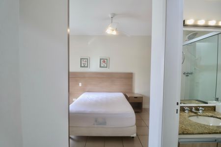 Apartamento para alugar com 65m², 2 quartos e 2 vagas Apartamento para alugar com 65m², 2 quartos e 2 vagasSuíte