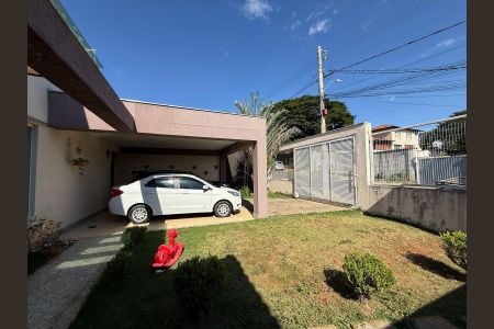 Casa à venda com 485m², 4 quartos e 4 vagas Casa à venda com 485m², 4 quartos e 4 vagasGaragem