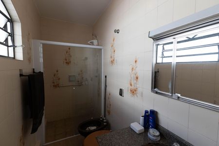 Casa para alugar com 250m², 3 quartos e 1 vagaBanheiro da Suíte 1