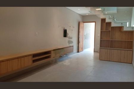 Casa à venda com 3 quartos, 120m² em Jardim Ernestina, São Paulo