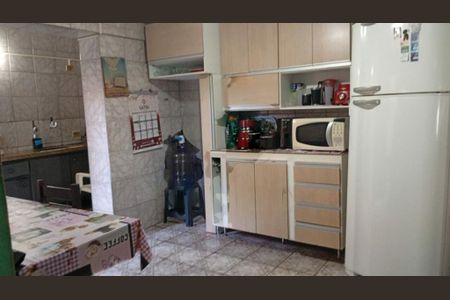 Casa à venda com 4 quartos, 102m² em Jardim Juá, São Paulo