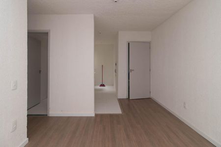 Sala de apartamento para alugar com 2 quartos, 45m² em Ipanema, Porto Alegre