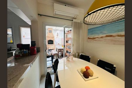 Casa à venda com 3 quartos, 191m² em Jardim Taquaral, São Paulo