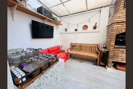 Casa à venda com 3 quartos, 191m² em Jardim Taquaral, São Paulo
