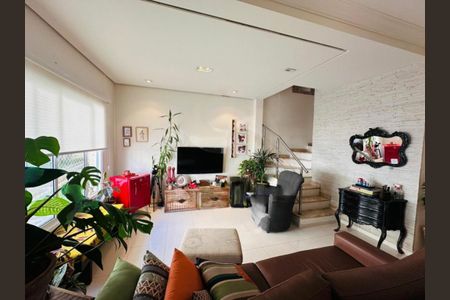 Casa à venda com 3 quartos, 191m² em Jardim Taquaral, São Paulo