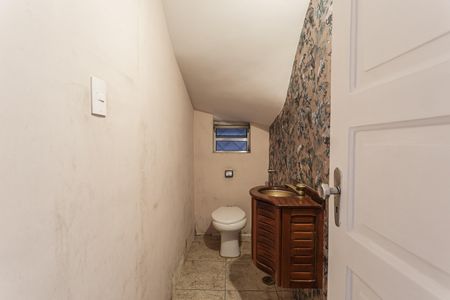 Casa para alugar com 200m², 4 quartos e 3 vagas Casa para alugar com 200m², 4 quartos e 3 vagasLavabo