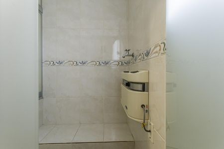 Casa para alugar com 200m², 4 quartos e 3 vagas Casa para alugar com 200m², 4 quartos e 3 vagasBanheiro da Suíte