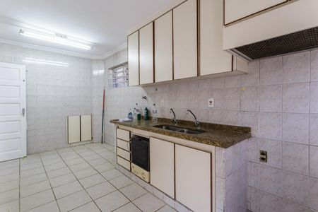 Casa para alugar com 200m², 4 quartos e 3 vagas Casa para alugar com 200m², 4 quartos e 3 vagasCozinha