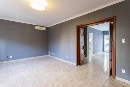 Sala de casa para alugar com 4 quartos, 200m² em Indianópolis, São Paulo