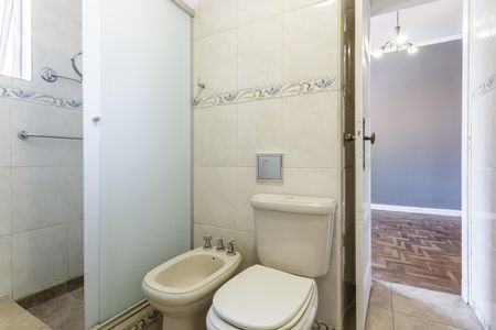 Casa para alugar com 200m², 4 quartos e 3 vagas Casa para alugar com 200m², 4 quartos e 3 vagasBanheiro da Suíte
