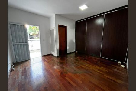 Casa à venda com 3 quartos, 169m² em Vila Mariana, São Paulo