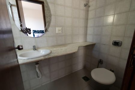 Apartamento à venda com 69m², 2 quartos e 1 vagaBanheiro da Suíte