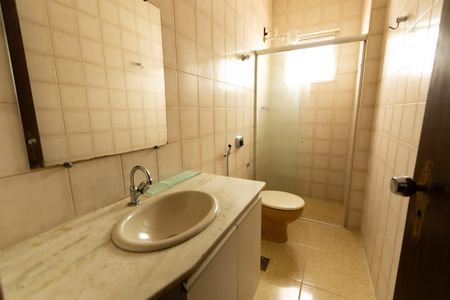 Apartamento à venda com 69m², 2 quartos e 1 vagaBanheiro 1