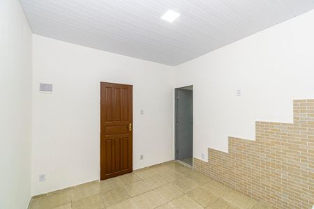 Casa para alugar com 36m², 1 quarto e sem vaga