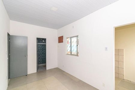 Casa para alugar com 36m², 1 quarto e sem vaga