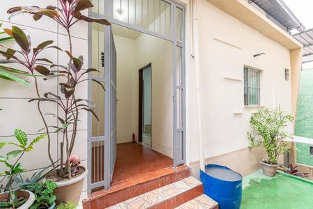 Casa para alugar com 36m², 1 quarto e sem vaga