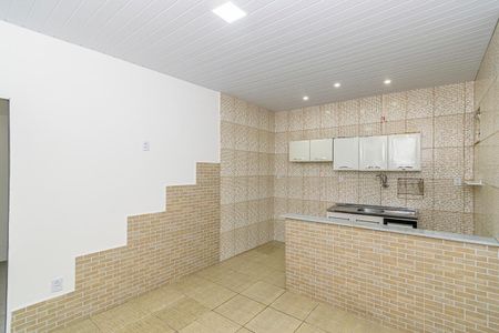 Casa para alugar com 36m², 1 quarto e sem vaga
