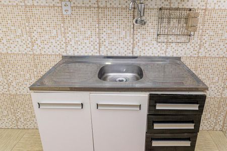 Casa para alugar com 36m², 1 quarto e sem vaga