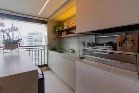 Apartamento à venda com 223m², 4 quartos e 4 vagas