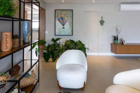 Apartamento à venda com 223m², 4 quartos e 4 vagas