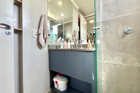Apartamento para alugar com 60m², 2 quartos e 1 vaga Apartamento para alugar com 60m², 2 quartos e 1 vagaBanheiro da Suíte