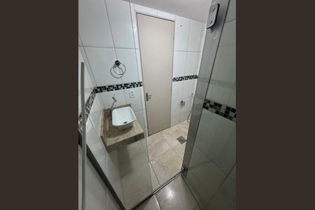 Apartamento à venda com 69m², 2 quartos e sem vaga Apartamento à venda com 69m², 2 quartos e sem vagaBanheiro