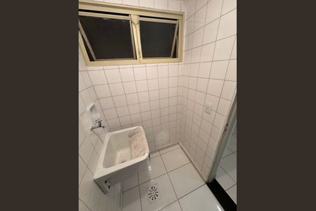 Apartamento à venda com 69m², 2 quartos e sem vaga Apartamento à venda com 69m², 2 quartos e sem vagaÁrea de Serviço