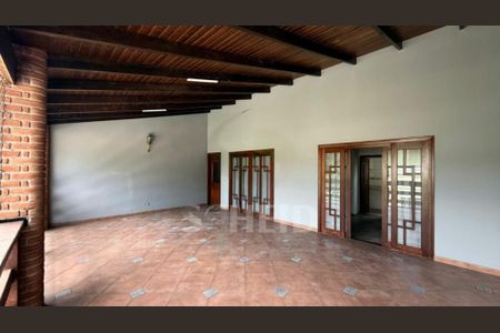 Casa à venda com 3 quartos, 298m² em Vila Represa, São Paulo