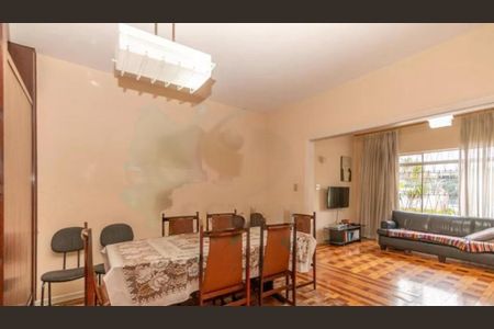 Casa à venda com 3 quartos, 160m² em Campo Belo, São Paulo