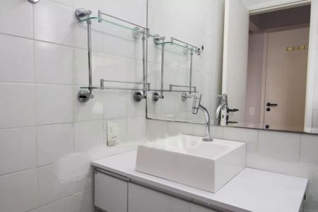 Apartamento à venda com 2 quartos, 65m² em Super Quadra Morumbi, São Paulo