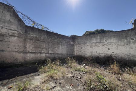 Casa à venda com 163m², 5 quartos e 2 vagas Casa à venda com 163m², 5 quartos e 2 vagasÁrea externa