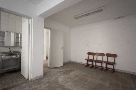 Casa à venda com 163m², 5 quartos e 2 vagas Casa à venda com 163m², 5 quartos e 2 vagasSuíte