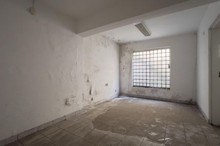 Casa à venda com 163m², 5 quartos e 2 vagas Casa à venda com 163m², 5 quartos e 2 vagasSuíte