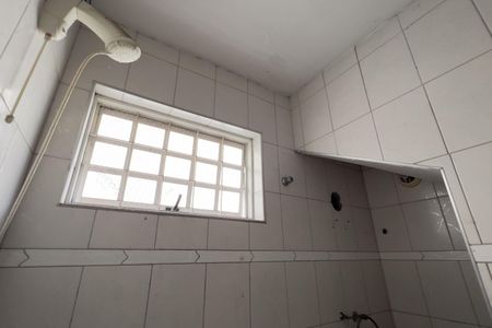Casa à venda com 163m², 5 quartos e 2 vagas Casa à venda com 163m², 5 quartos e 2 vagasBanheiro da Suíte