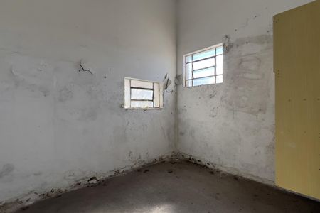 Casa à venda com 163m², 5 quartos e 2 vagas Casa à venda com 163m², 5 quartos e 2 vagasQuarto de Serviço